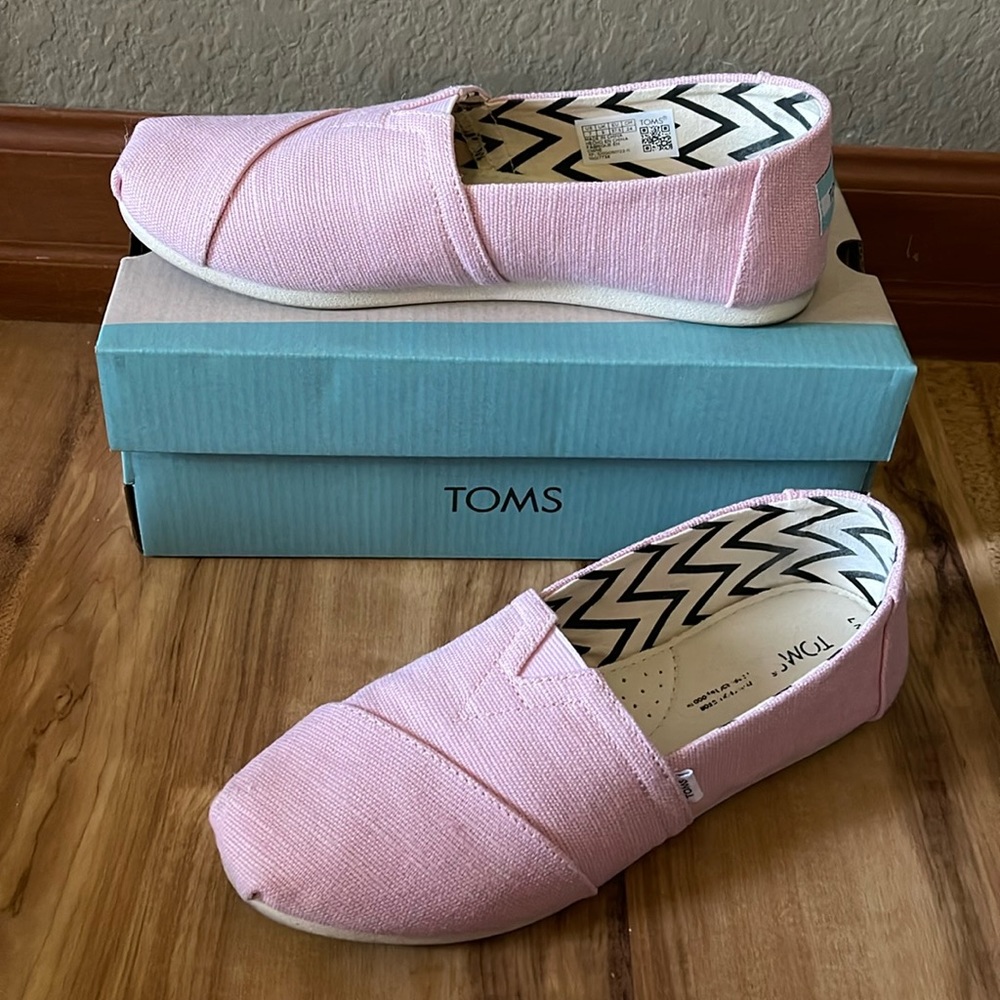 Tom’s size 7.